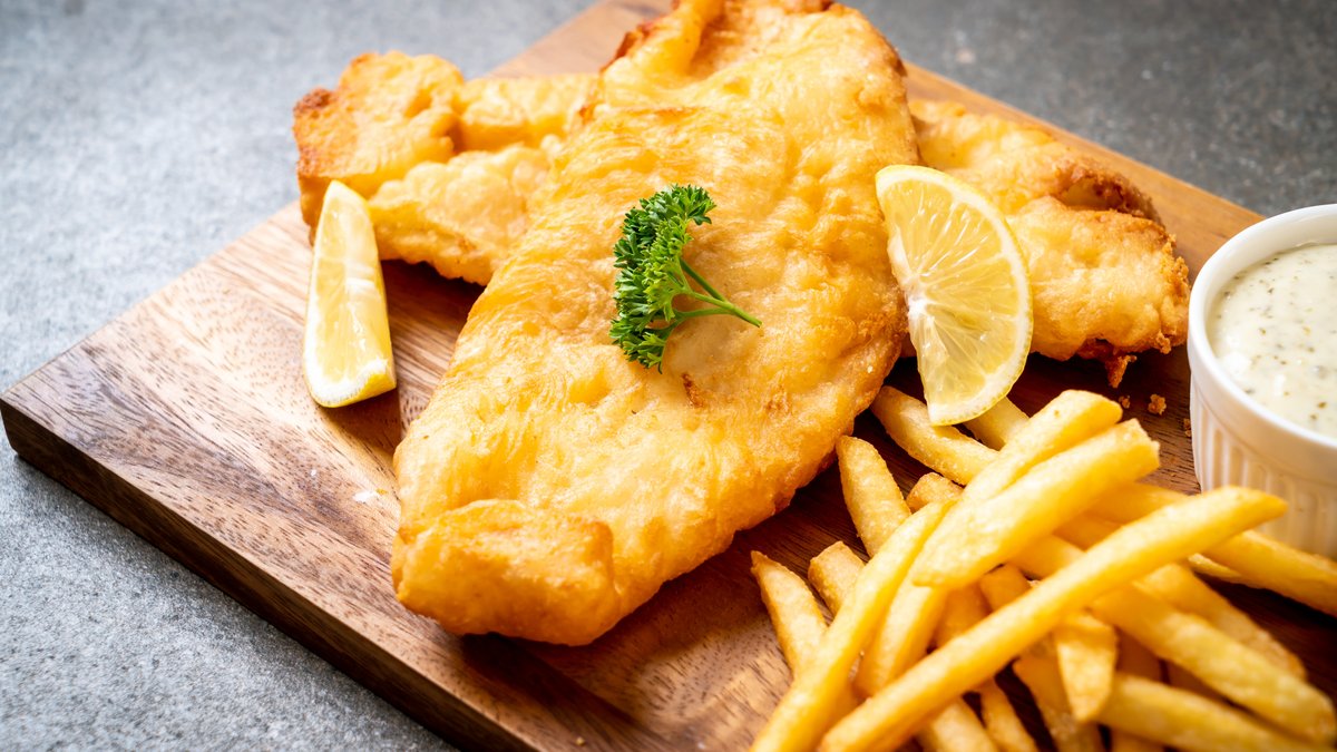 Food from the Whitby Fish & Chips Wolt venue